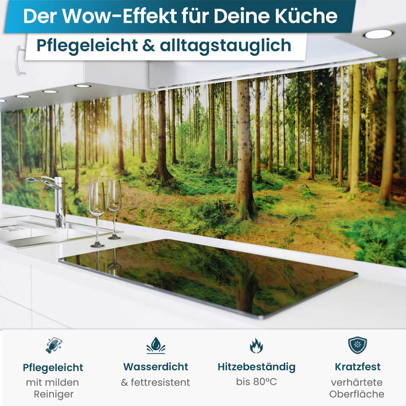 Küchenrückwand selbstklebend - Sonnenstrahlen im Wald
